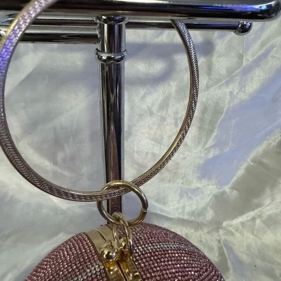 Pink Rhinestone Basketball Clutch 🏀 - Picture 4 of 5